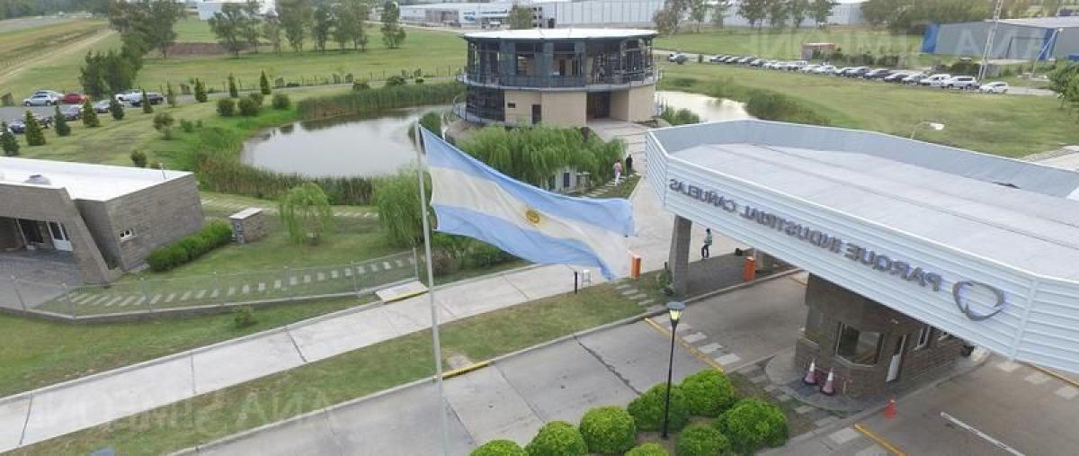  Land in Canuelas, Argentina No. 33279