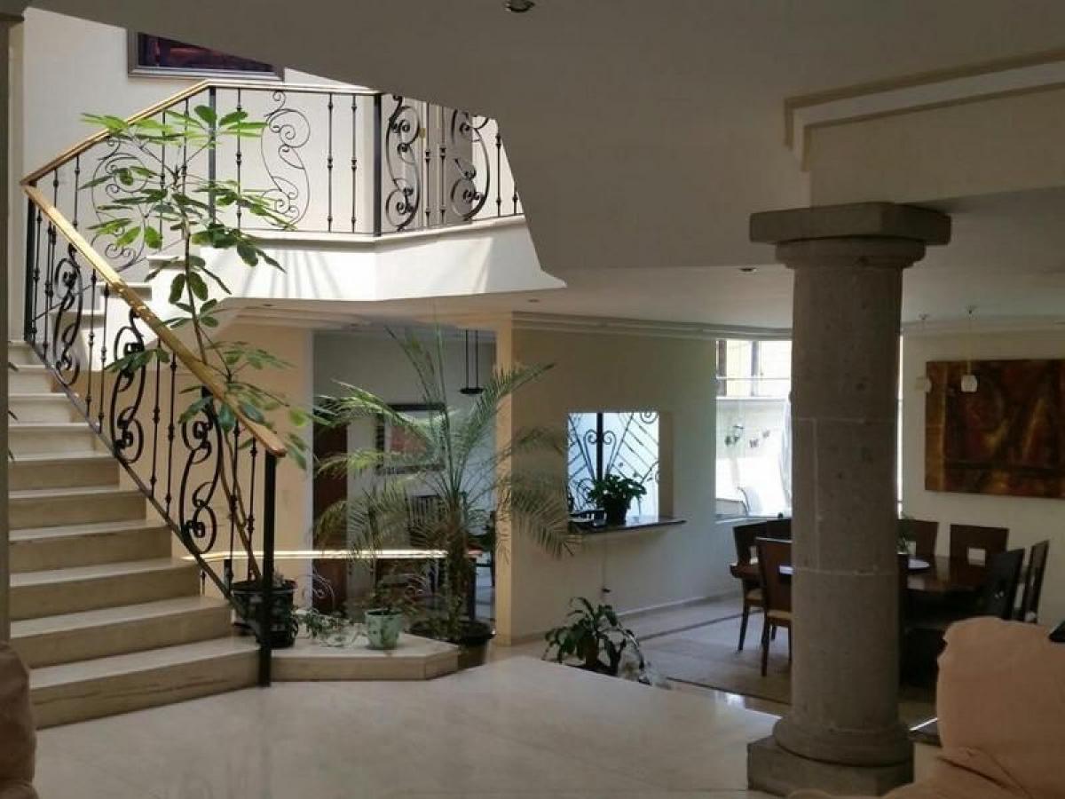 4 bedrooms House in Naucalpan de Juarez, Mexico No. 221169