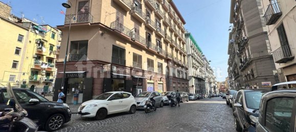 2 rooms Commercial property in Naples, Italy No. 328990 7