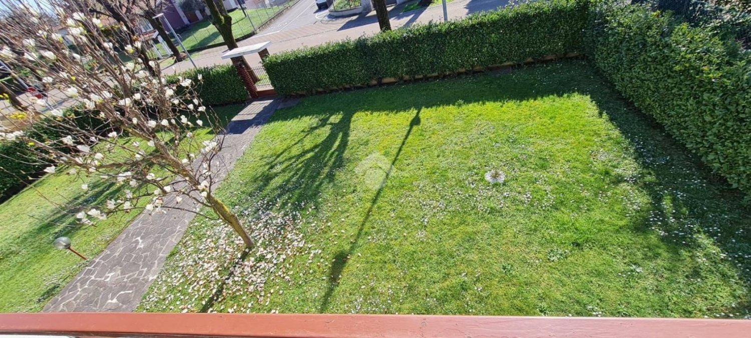 4 Schlafzimmer Villa in Bagnatica, Italy, Nr. 6371