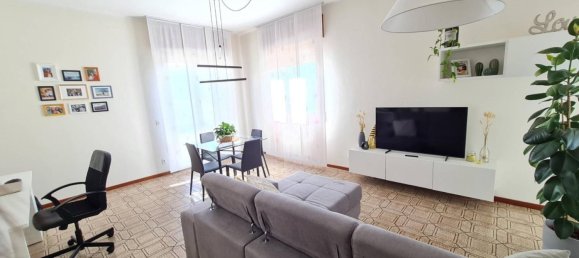 4 Schlafzimmer Villa in Bagnatica, Italy, Nr. 6371 11