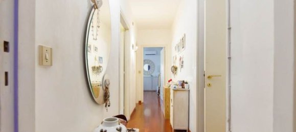 Apartamento de 8 dormitorios en Livorno, Italy No. 314584 18