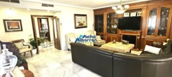 5 chambres Maison de ville à Badajoz, Spain No. 156032 7