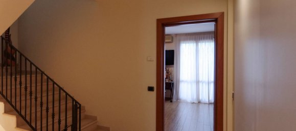 6 غرف نوم فيلا في Cesena, Italy رقم 347878 35