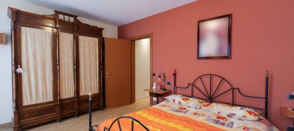 6 غرف نوم فيلا في Cesena, Italy رقم 347878 37