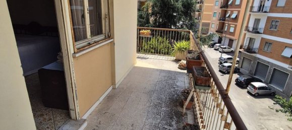 4 rooms Apartment in Viterbo, Italy No. 264480 7