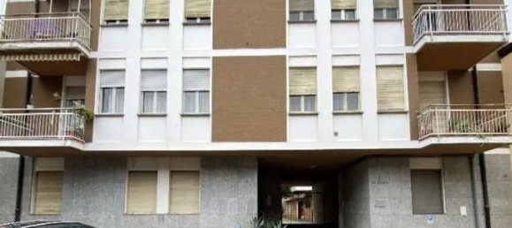 4 rooms Apartment in Turbigo, Italy No. 16822 13