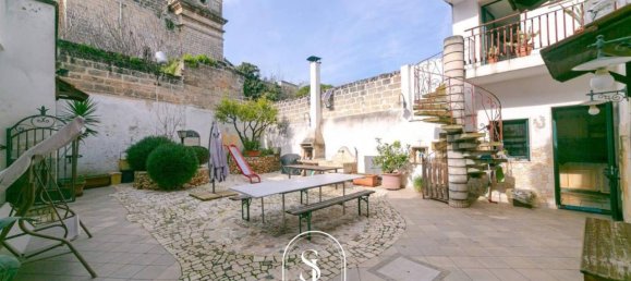 Дом с 8 комнатами в Nardò, Италия № 233691 45