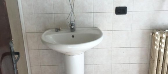 3غرفة شقة في Bellinzago Novarese, Italy رقم 257068 7