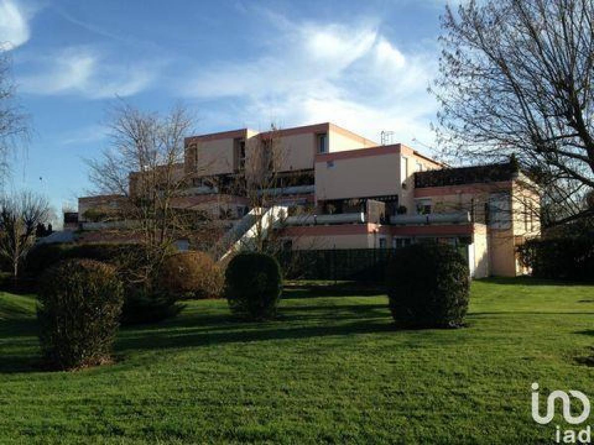Condominio de 3 dormitorios en Bondoufle, France No. 14499