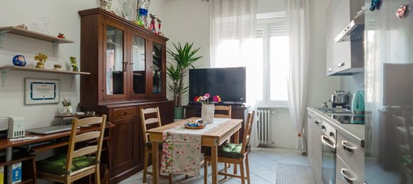 2غرفة شقة في Turin, Italy رقم 62451 2