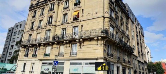 2 bedrooms Apartment in Paris, France No. 179407 7