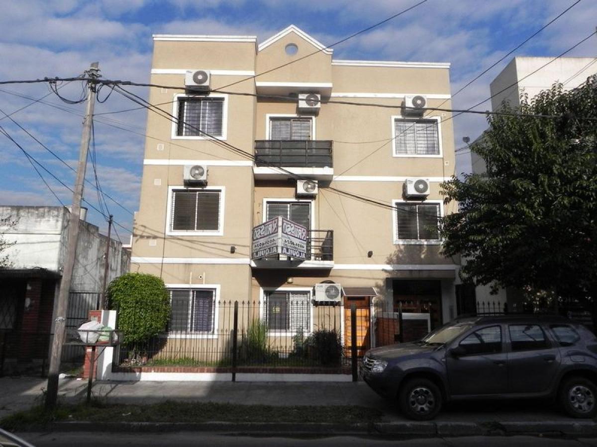 Studio in Bermudez, Argentina No. 51618