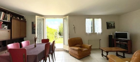 3 bedrooms House in Lisses, France No. 287192 2