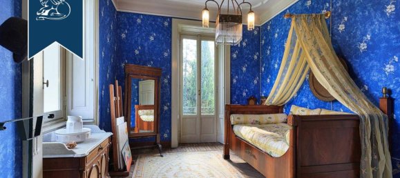 10 chambres Villa à Anzano del Parco, Italy No. 13226 12