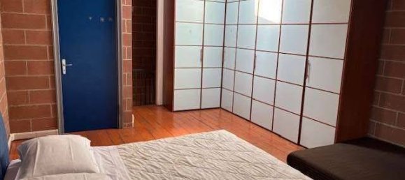 3-salle Appartement à Modena, Italy No. 280553 12