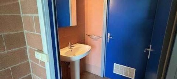 3-salle Appartement à Modena, Italy No. 280553 10