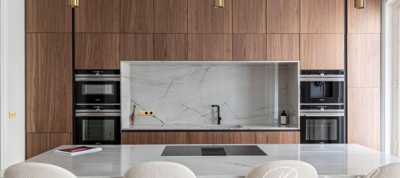 5 bedrooms Apartment in Paris, France No. 292046 2