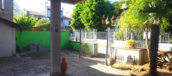3 bedrooms House in Comacchio, Italy No. 317488 6