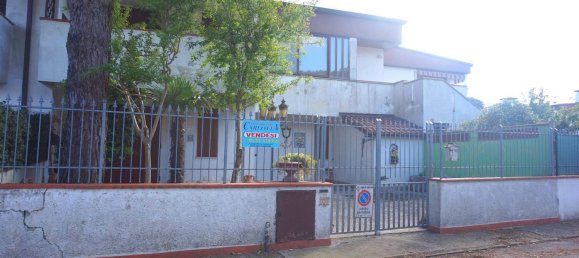 3 bedrooms House in Comacchio, Italy No. 317488 28