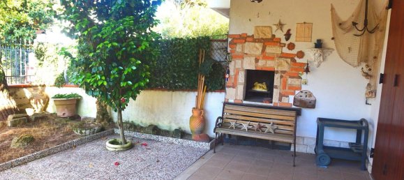 3 bedrooms House in Comacchio, Italy No. 317488 4