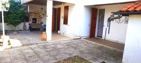 3 bedrooms House in Comacchio, Italy No. 317488 7