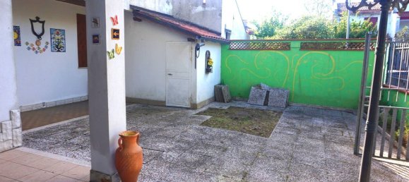 3 bedrooms House in Comacchio, Italy No. 317488 2