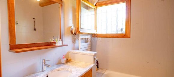 3 غرف نوم منزل في Girona, Spain رقم 169290 36