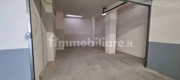 28m² Garage in Rome, Italy No. 73944 6