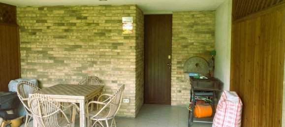 4 bedrooms House in Seregno, Italy No. 361140 9