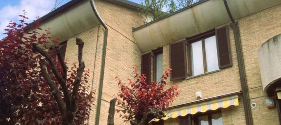 4 bedrooms House in Seregno, Italy No. 361140 3