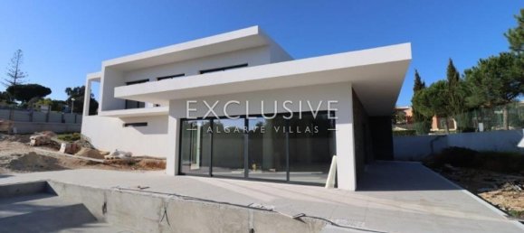 3 bedrooms Villa in Lagoa, Portugal No. 7650 5