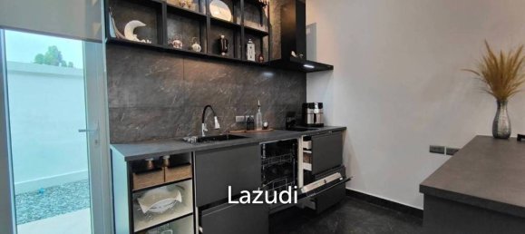 3 bedrooms Cafe / restaurant in Pattaya, Thailand No. 24100 7