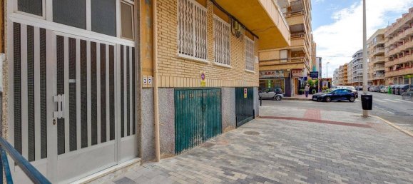 2 bedrooms Apartment in Torrevieja, Spain No. 182868 2