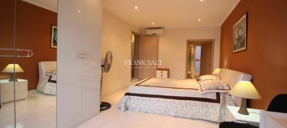 Apartamento de 3 dormitorios en Sliema, Malta No. 9733 13