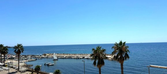 Apartamento de 2 habitaciónes en Civitavecchia, Italy No. 86973 7