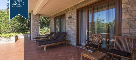 4 bedrooms Villa in Castiglione della Pescaia, Italy No. 331182 9