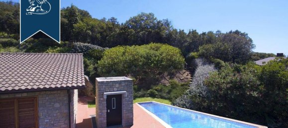4 bedrooms Villa in Castiglione della Pescaia, Italy No. 331182 2