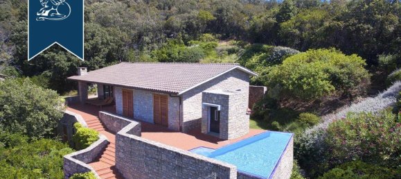 4 bedrooms Villa in Castiglione della Pescaia, Italy No. 331182 5