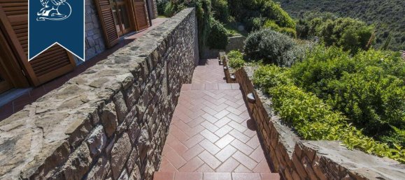 4 bedrooms Villa in Castiglione della Pescaia, Italy No. 331182 10