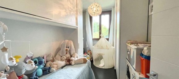 Apartamento de 4 habitaciónes en Castellarano, Italy No. 7448 13