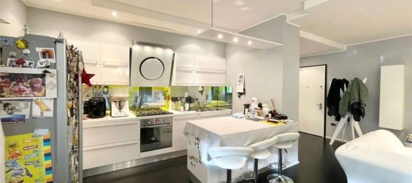 Apartamento de 4 habitaciónes en Castellarano, Italy No. 7448 6