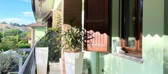 Apartamento de 4 habitaciónes en Castellarano, Italy No. 7448 23