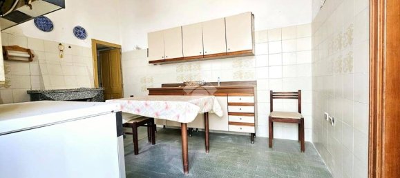 Дом с 5 комнатами в Куарту Сант'Элена, Италия № 177715 8