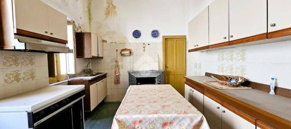 Дом с 5 комнатами в Куарту Сант'Элена, Италия № 177715 9