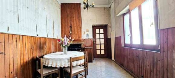 Дом с 5 комнатами в Куарту Сант'Элена, Италия № 177715 12