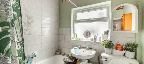 2 bedrooms Maisonette in Harrow, United Kingdom No. 9329 5