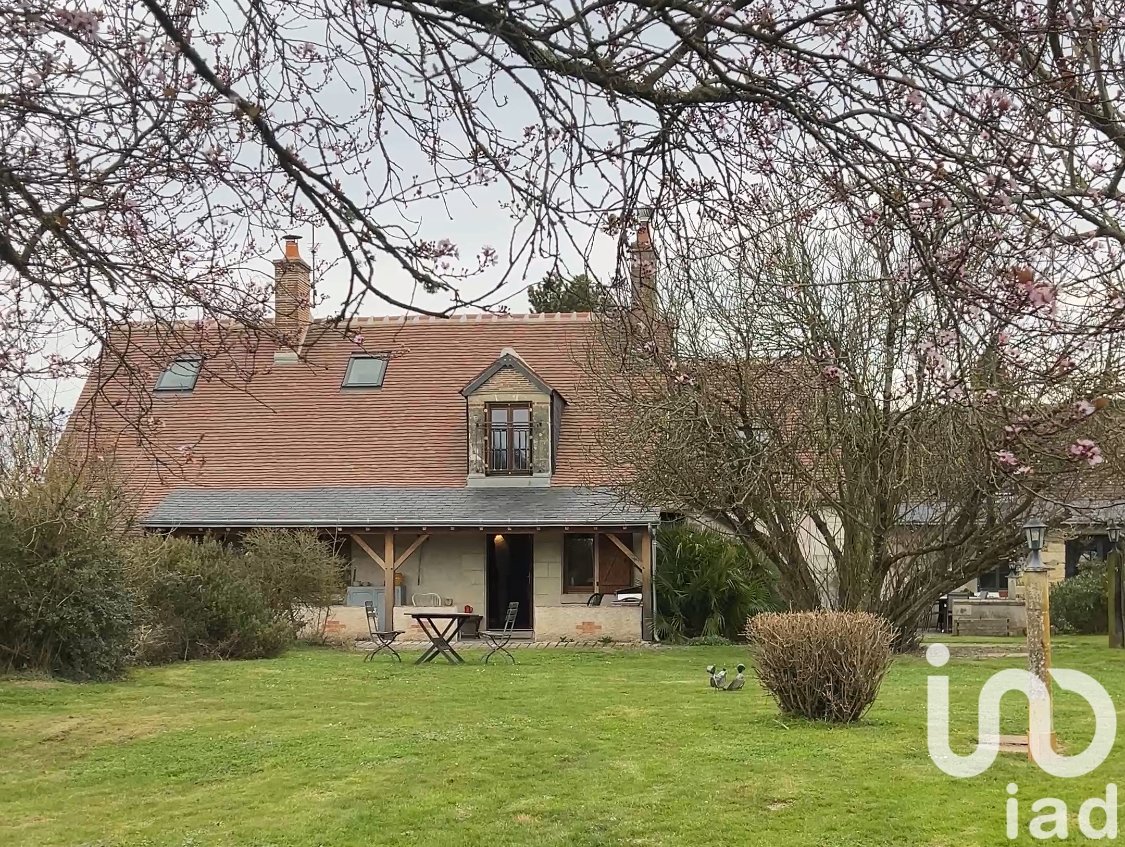 6 bedrooms House in Saint-Ouen-les-Vignes, France No. 214105