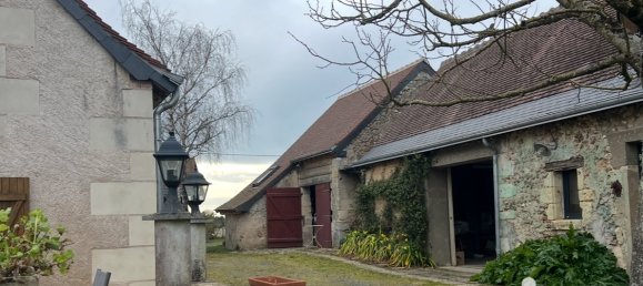 6 bedrooms House in Saint-Ouen-les-Vignes, France No. 214105 3