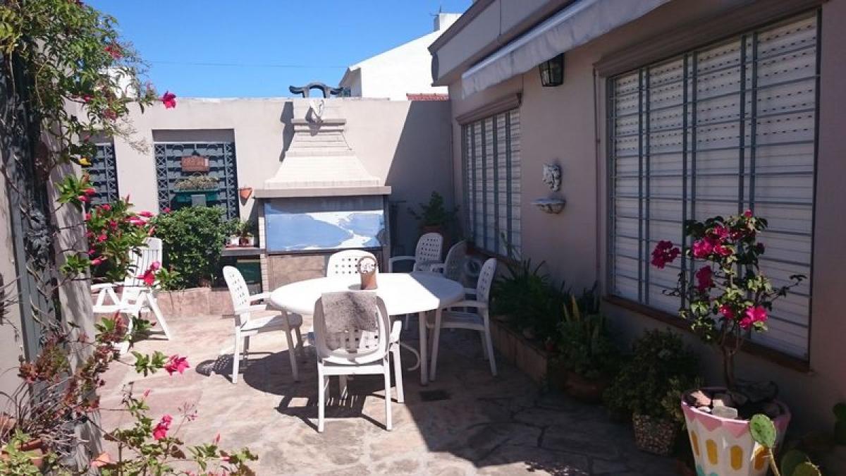 3 bedrooms House in Merlo, Argentina No. 51218